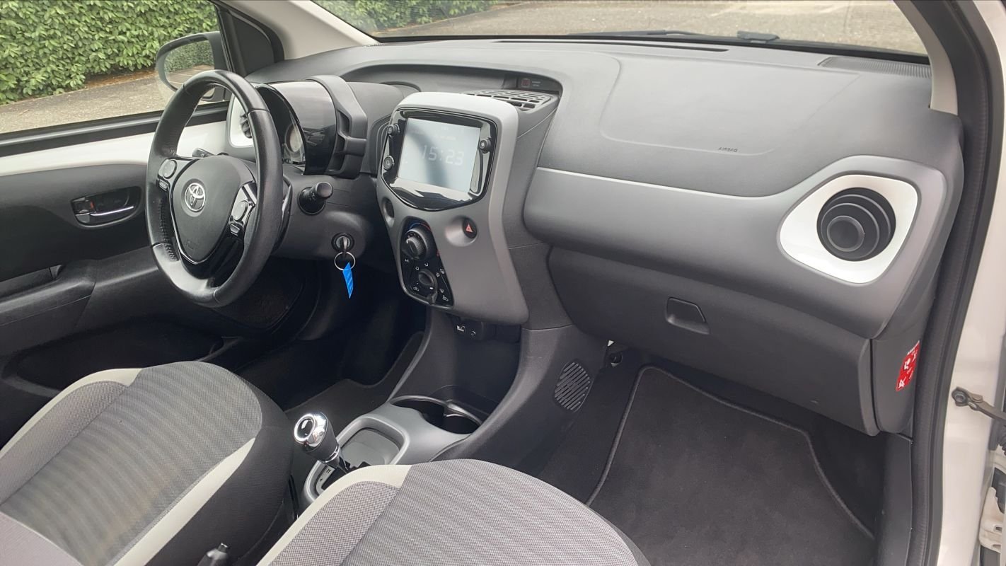 Toyota Aygo - Photo 10