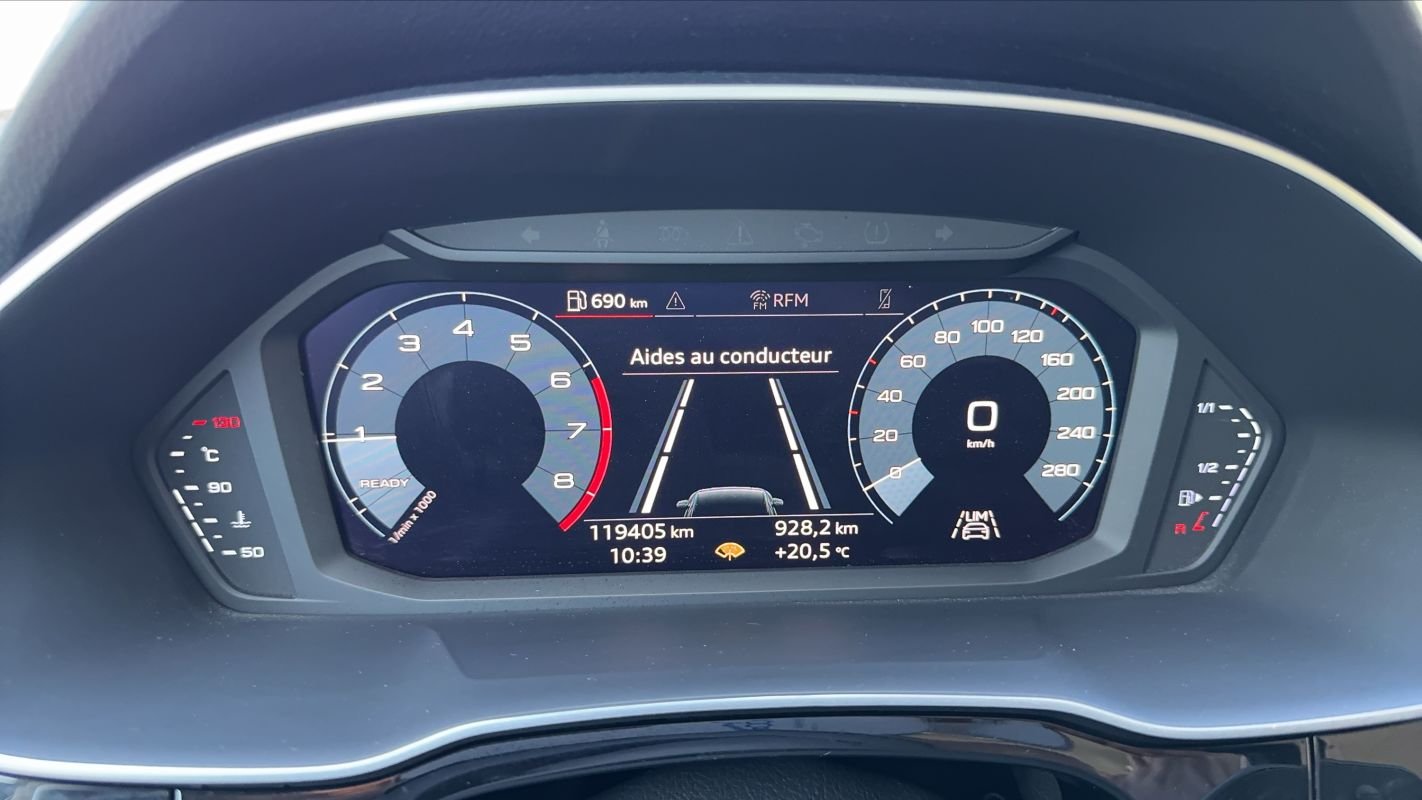 Audi Q3 - Photo 12