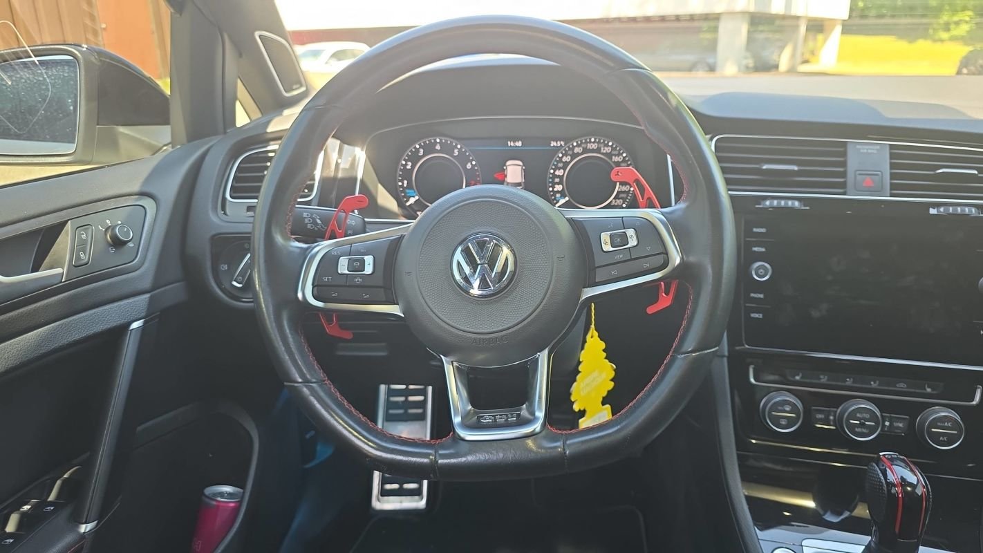 Volkswagen Golf - Photo 22