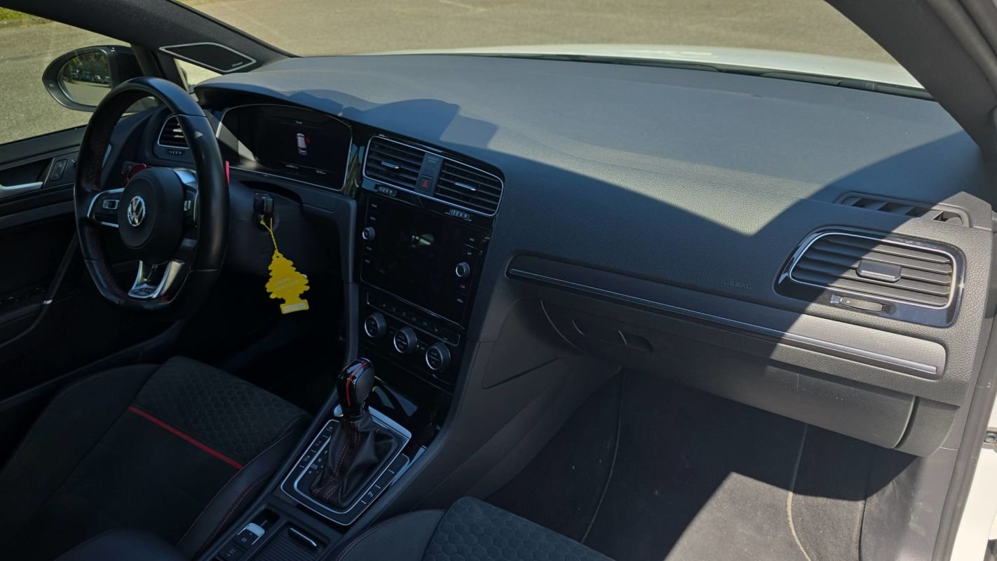 Volkswagen Golf - Photo 10