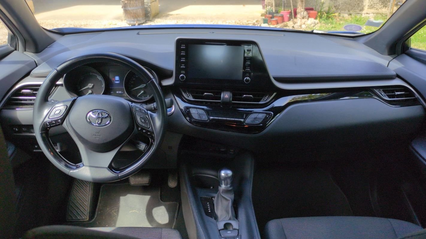 Toyota C-HR - Photo 11