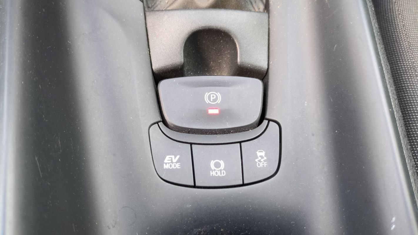 Toyota C-HR - Photo 26