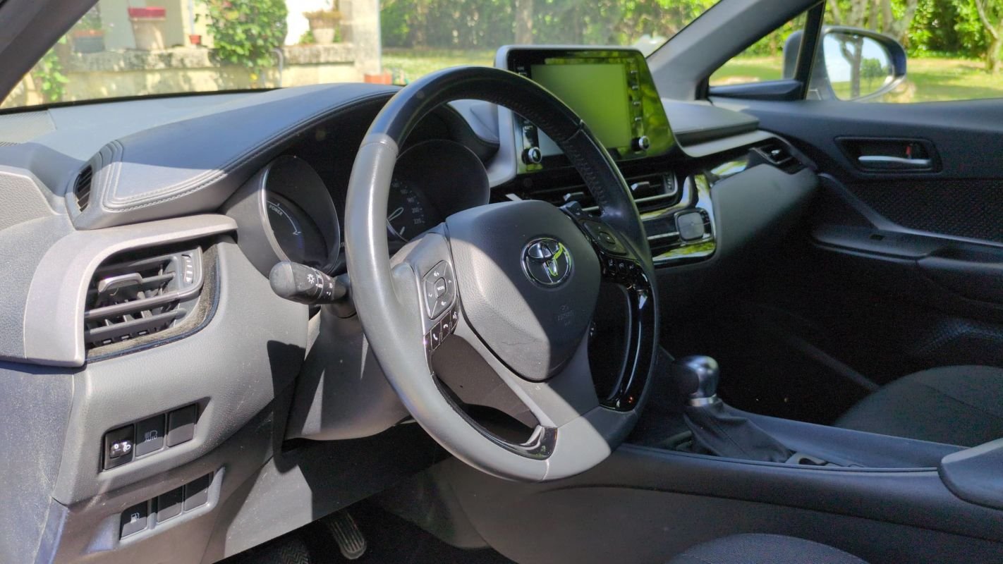 Toyota C-HR - Photo 8