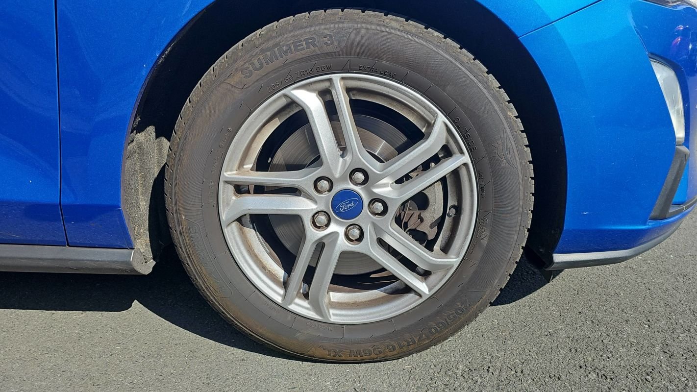 Ford Focus - Photo 17