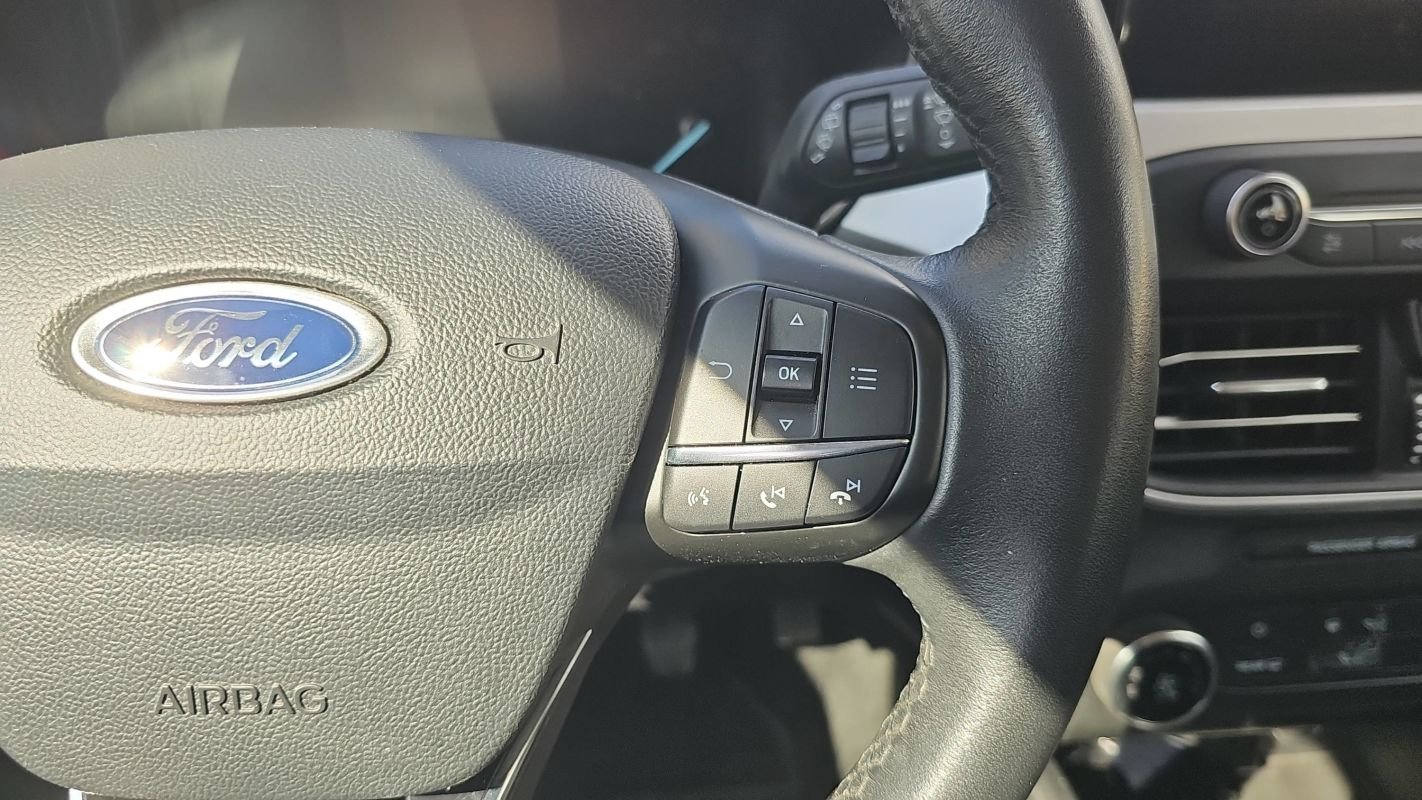 Ford Focus - Photo 24