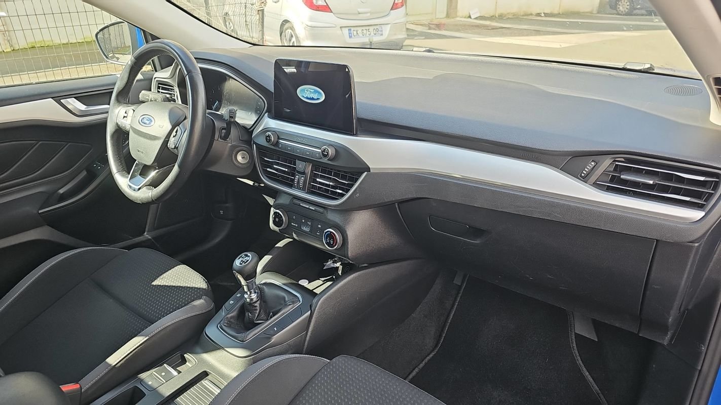 Ford Focus - Photo 10