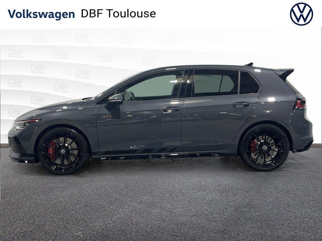 Volkswagen Golf - Photo 2