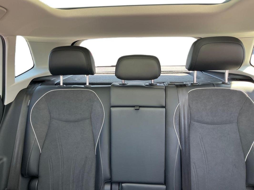 Volkswagen Tiguan - Photo 26