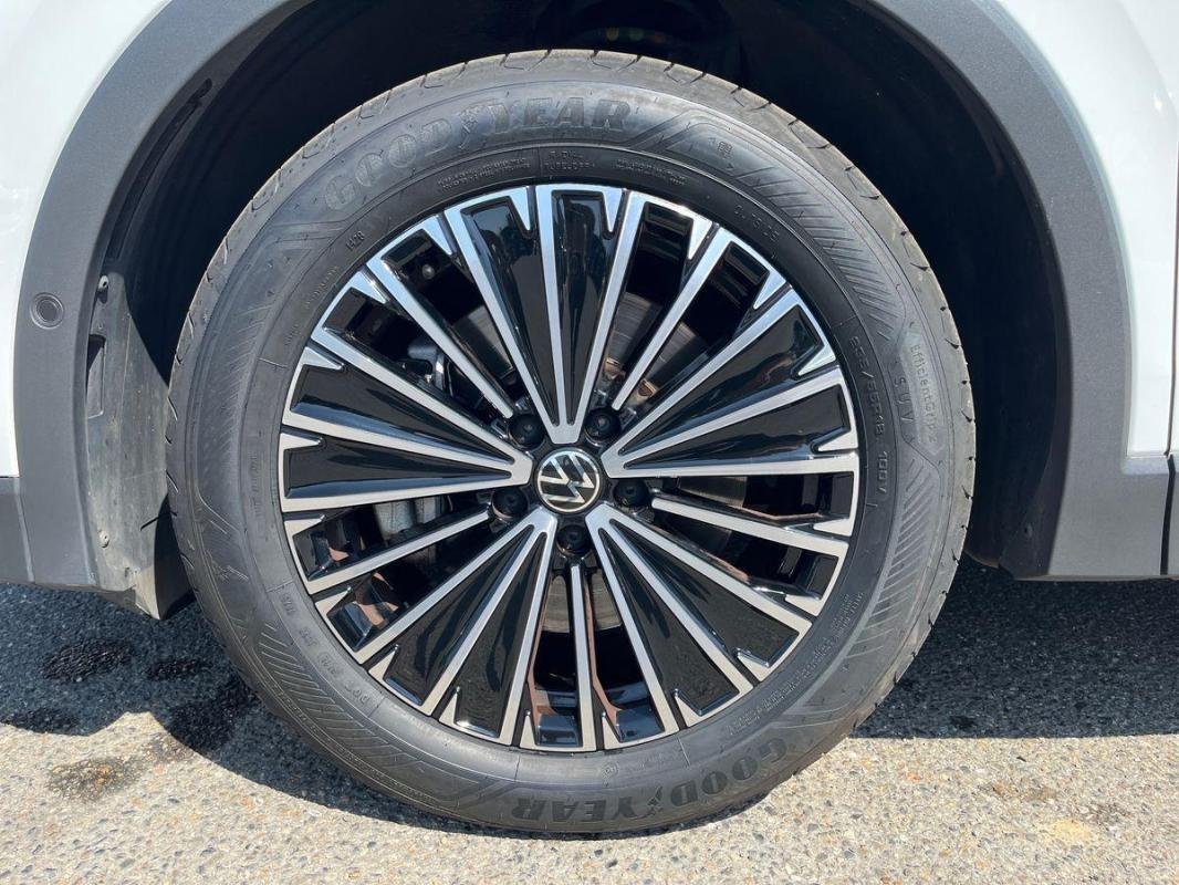 Volkswagen Tiguan - Photo 9