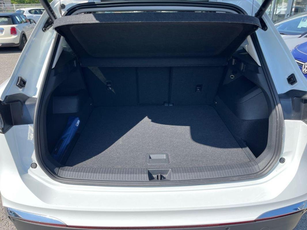 Volkswagen Tiguan - Photo 10