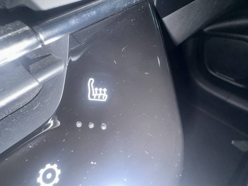 Peugeot 208 - Photo 11