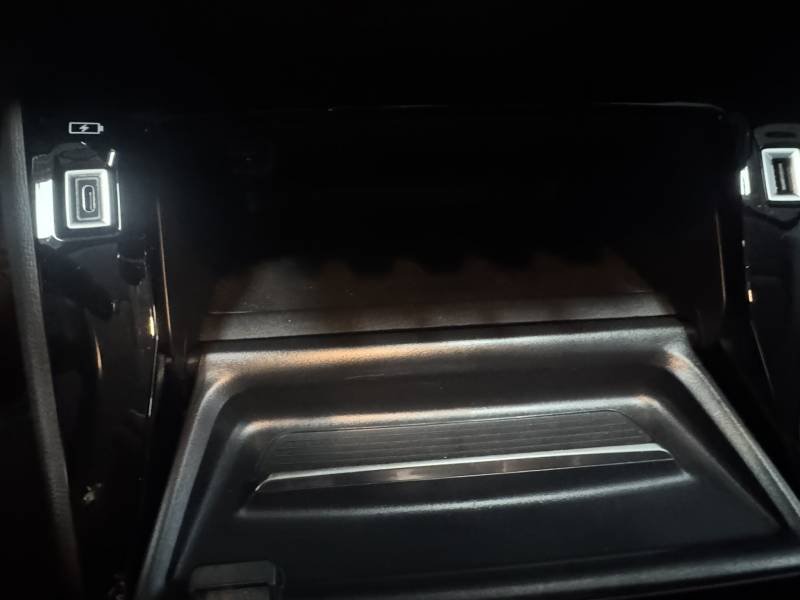 Peugeot 208 - Photo 13