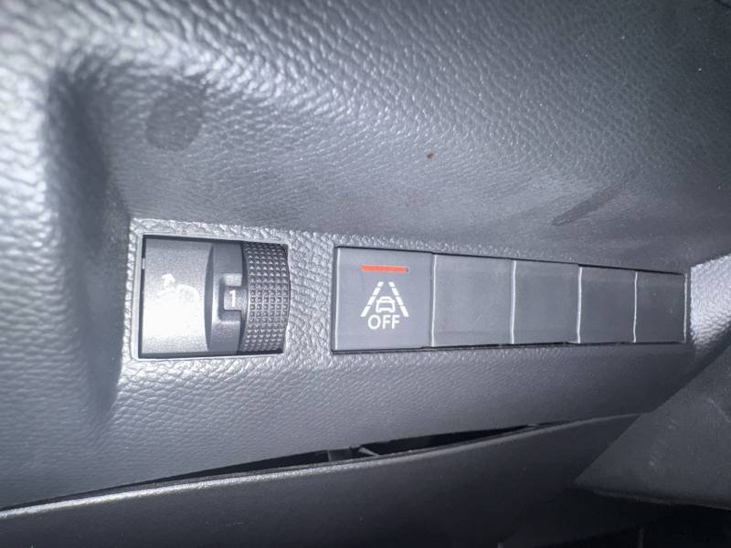Peugeot 208 - Photo 29
