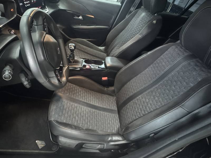 Peugeot 208 - Photo 33