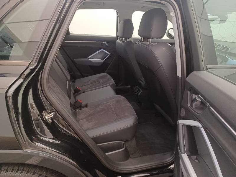 Audi Q3 - Photo 15