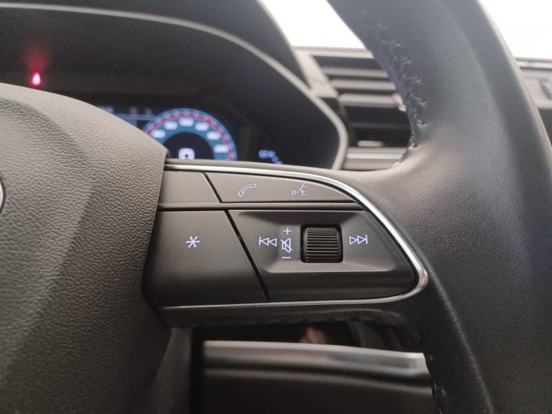Audi Q3 - Photo 25