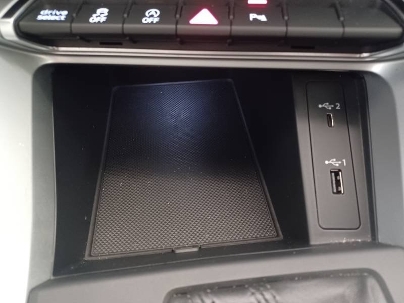 Audi Q3 - Photo 31
