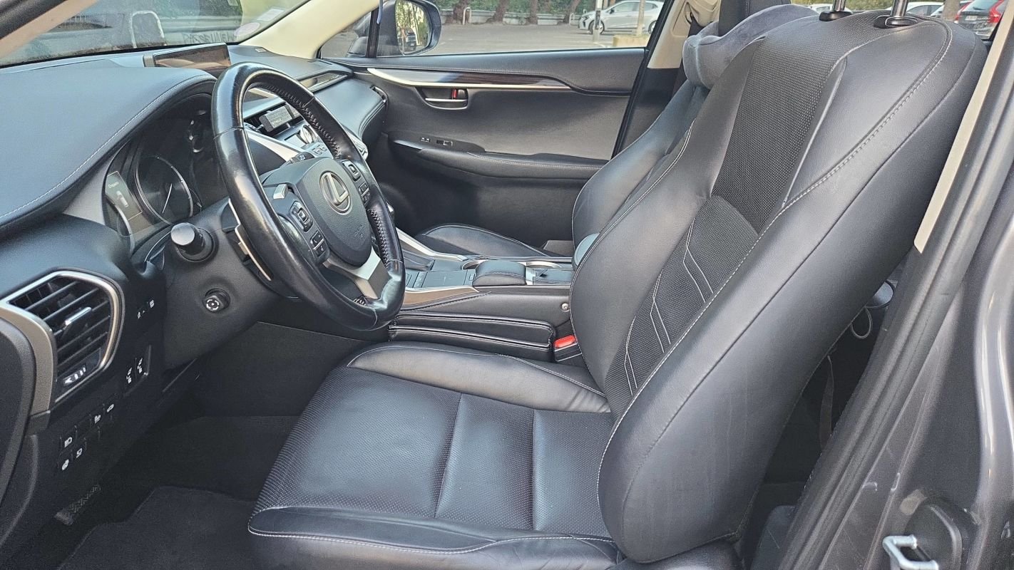 Lexus NX - Photo 25