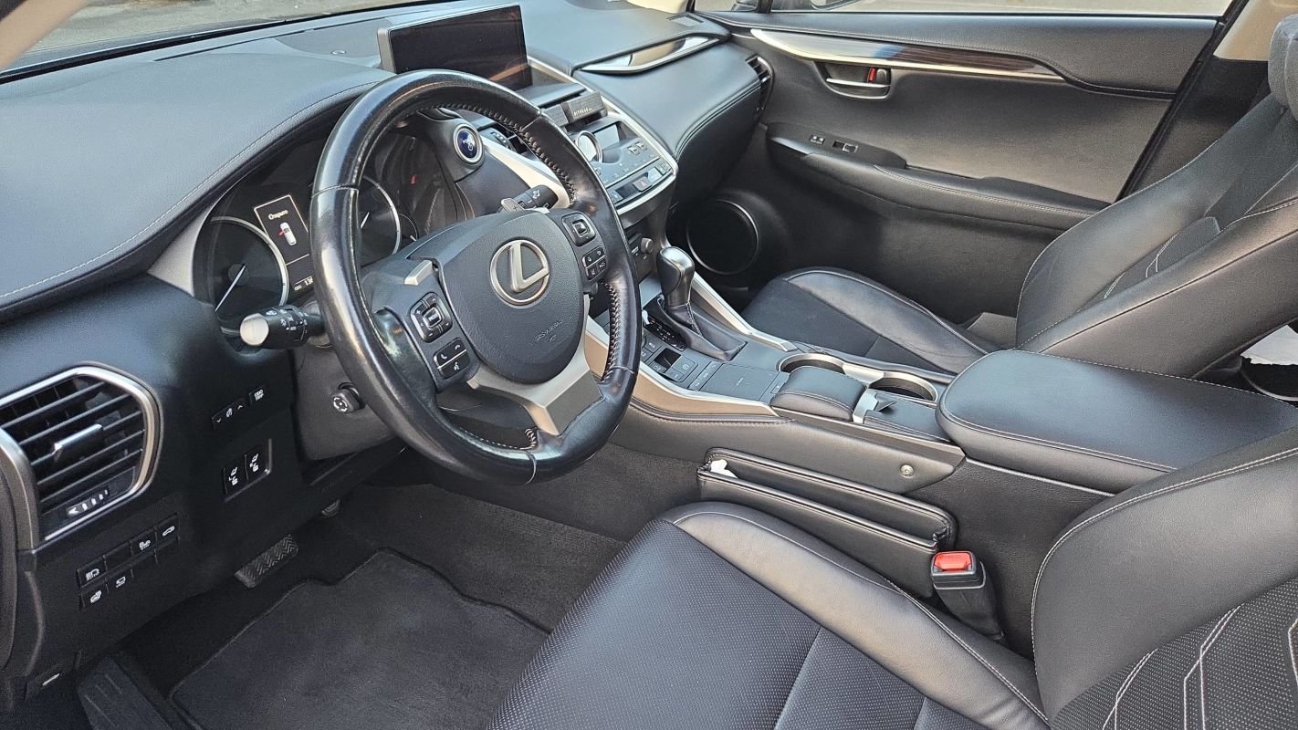 Lexus NX - Photo 8