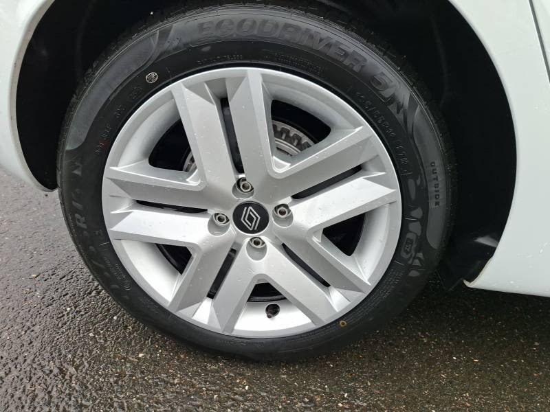 Renault Clio - Photo 14