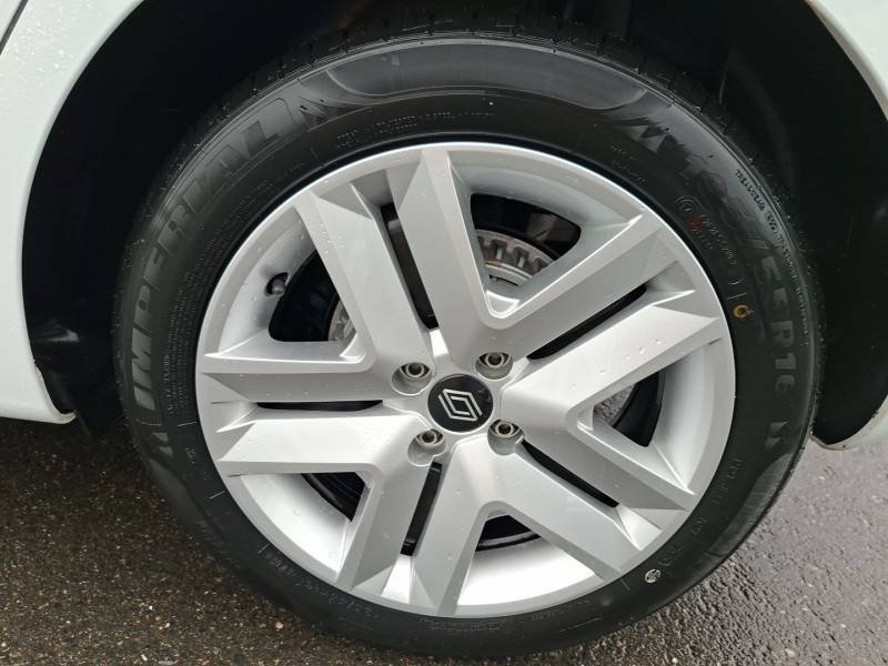 Renault Clio - Photo 15