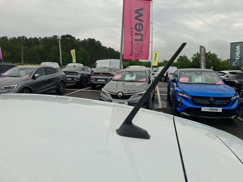 Renault Clio - Photo 17