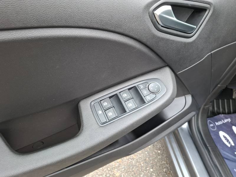 Renault Clio - Photo 24