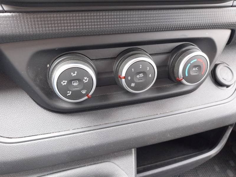 Renault Trafic - Photo 37