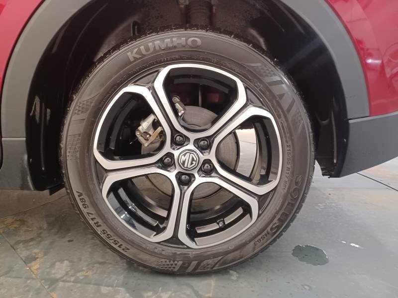 MG ZS - Photo 8