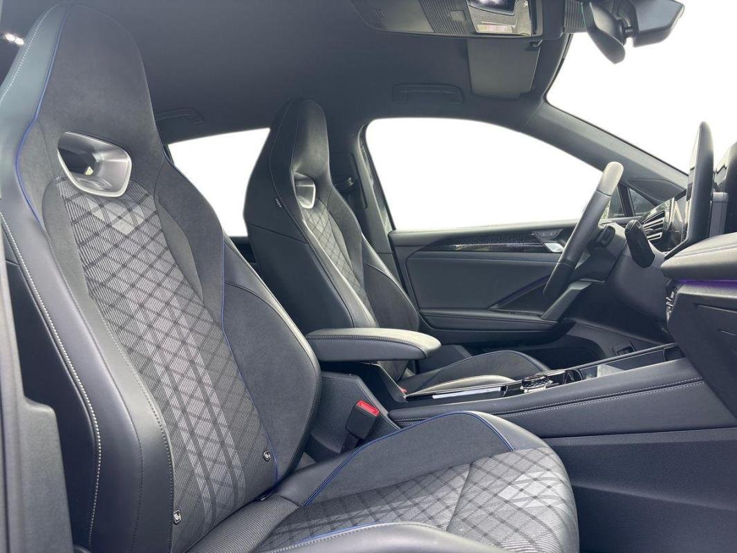 Volkswagen Tiguan - Photo 13