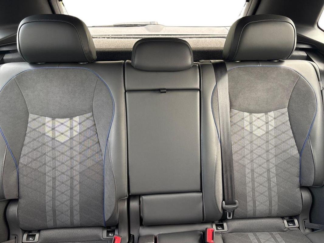 Volkswagen Tiguan - Photo 22