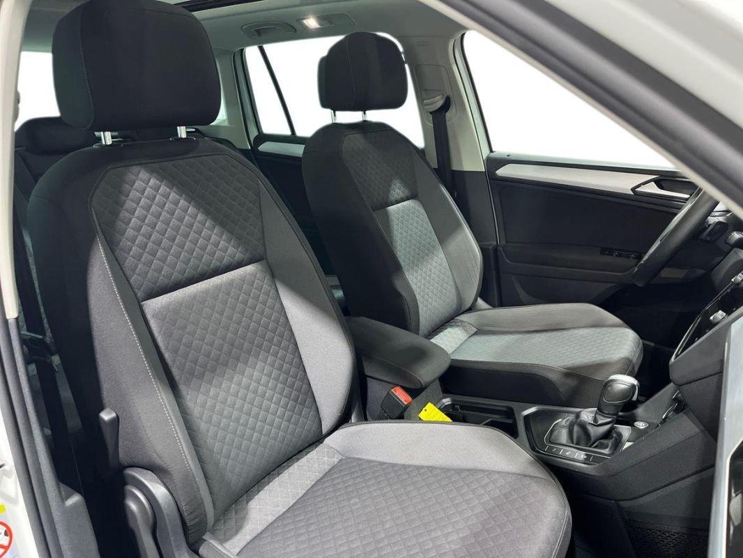 Volkswagen Tiguan - Photo 13