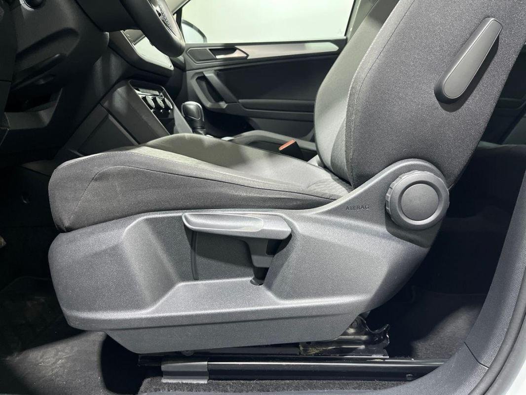 Volkswagen Tiguan - Photo 14