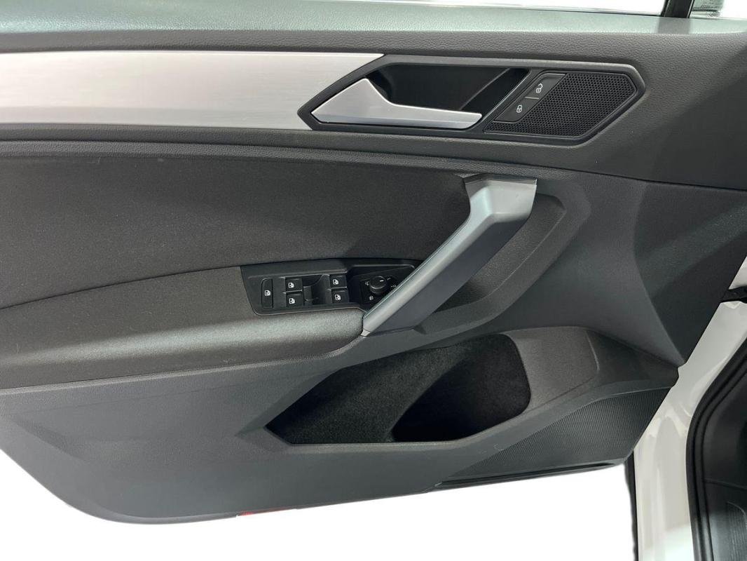 Volkswagen Tiguan - Photo 15