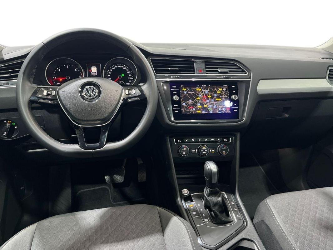 Volkswagen Tiguan - Photo 8
