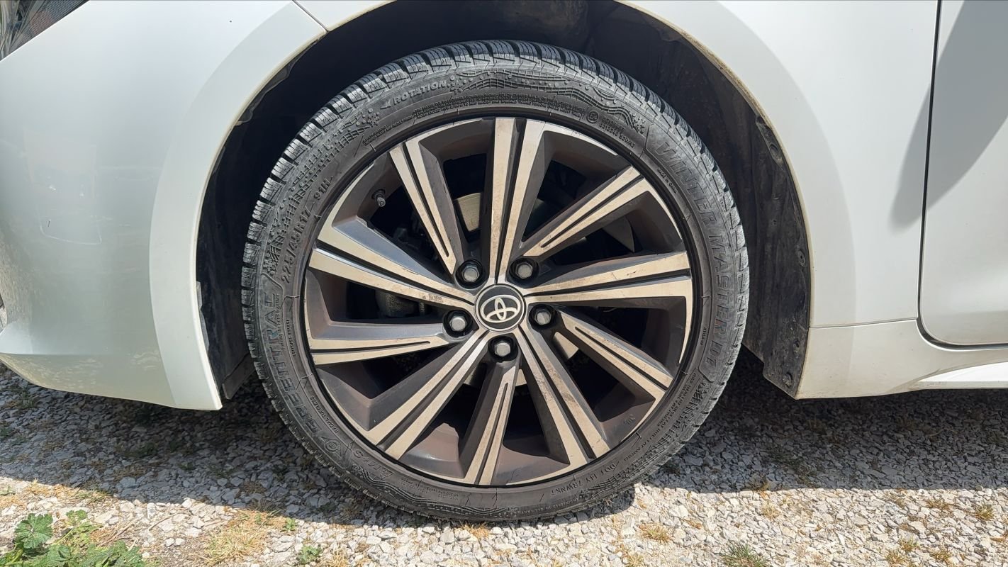 Toyota Corolla - Photo 18
