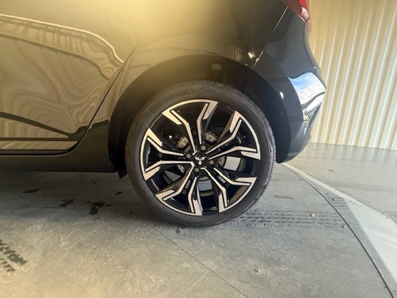 Mitsubishi Colt - Photo 12