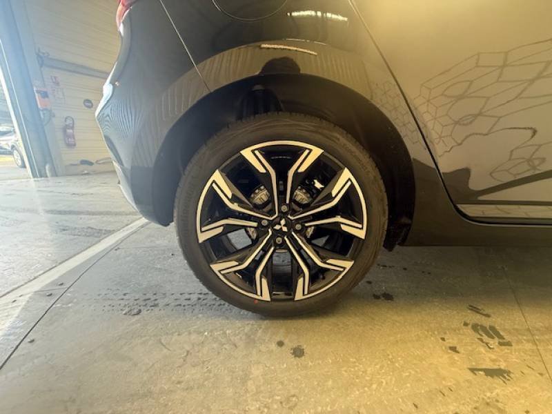 Mitsubishi Colt - Photo 14