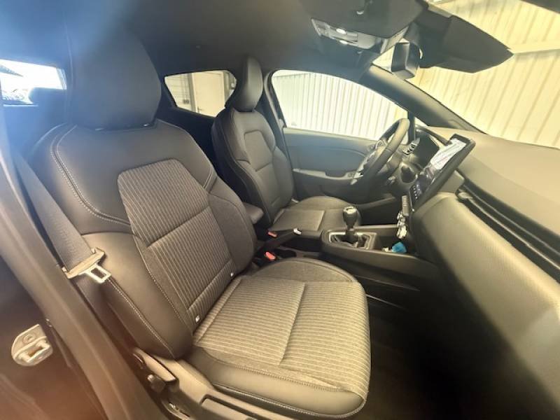 Mitsubishi Colt - Photo 8