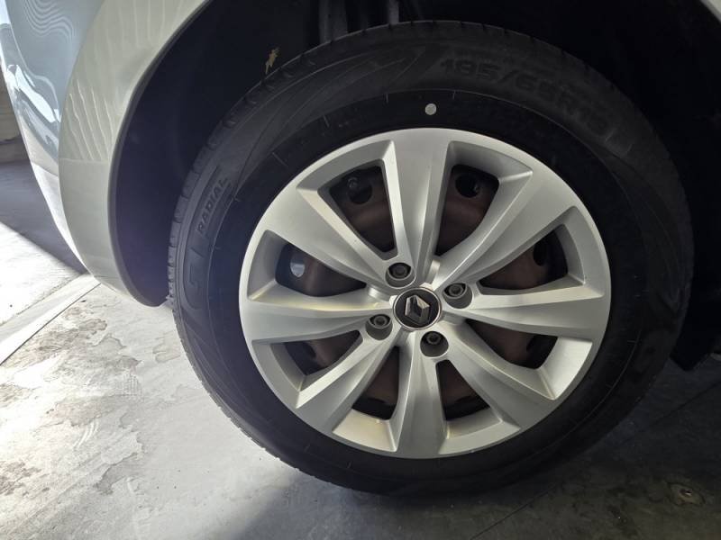 Renault Clio - Photo 18