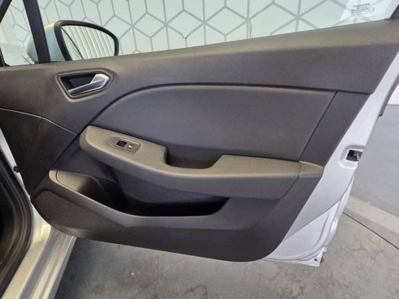 Renault Clio - Photo 19
