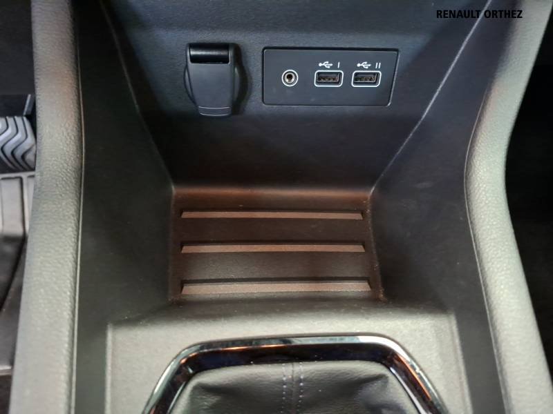 Renault Clio - Photo 23