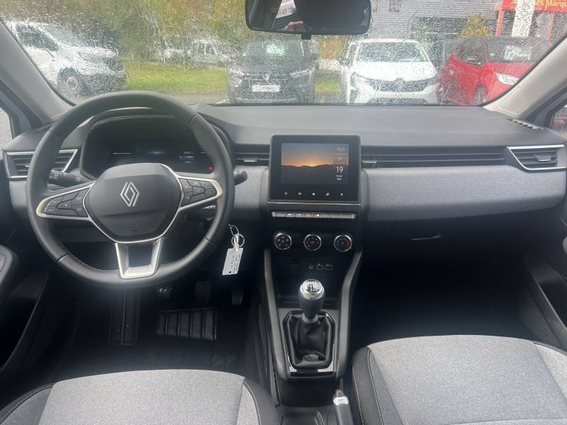 Renault Clio - Photo 23