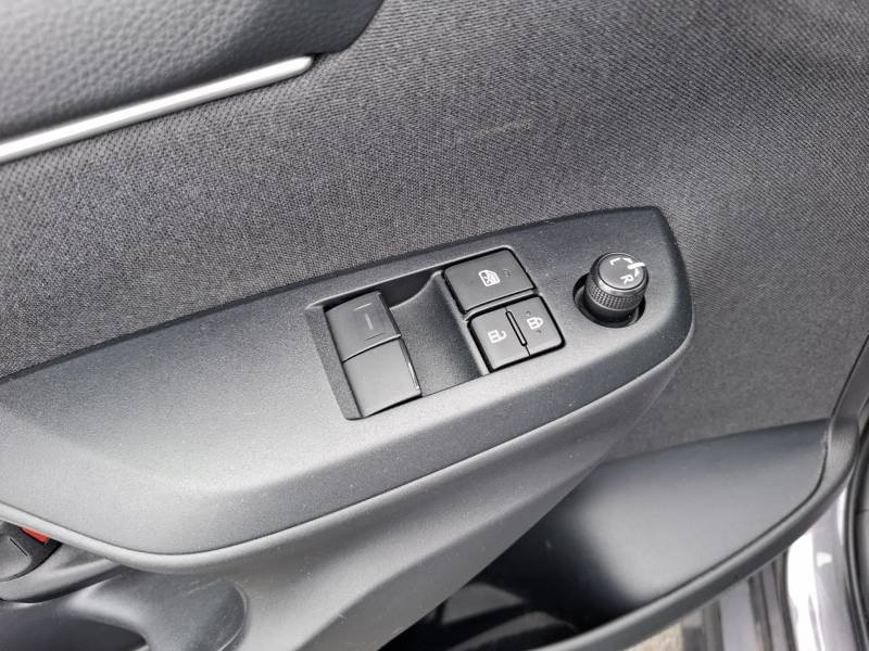 Toyota Yaris - Photo 32