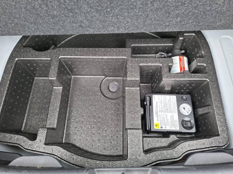 Toyota Yaris - Photo 18