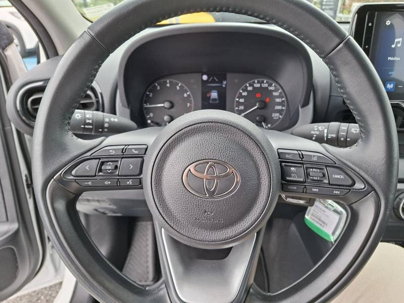 Toyota Yaris - Photo 25