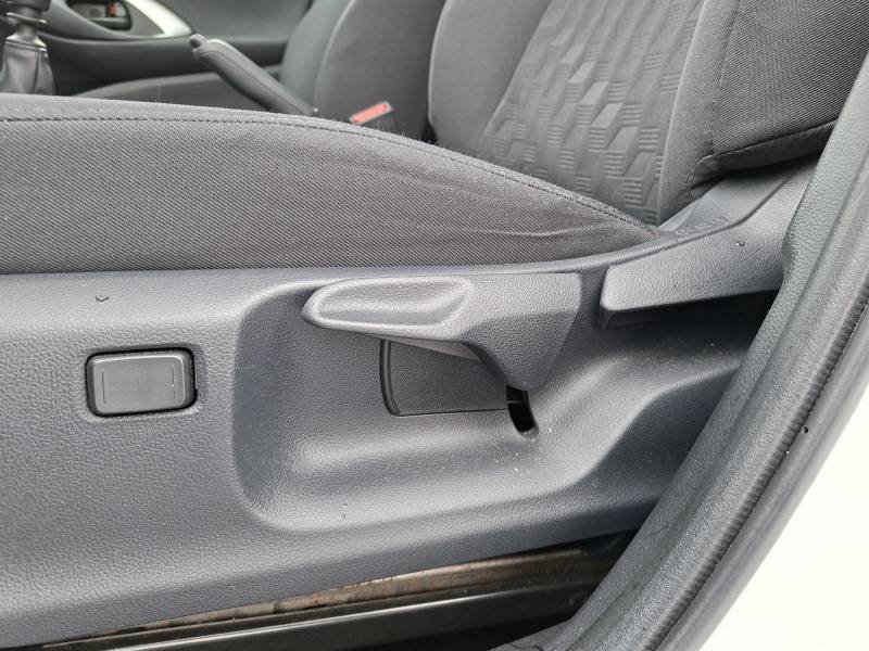 Toyota Yaris - Photo 41