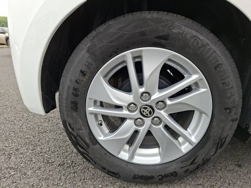 Toyota Yaris - Photo 10