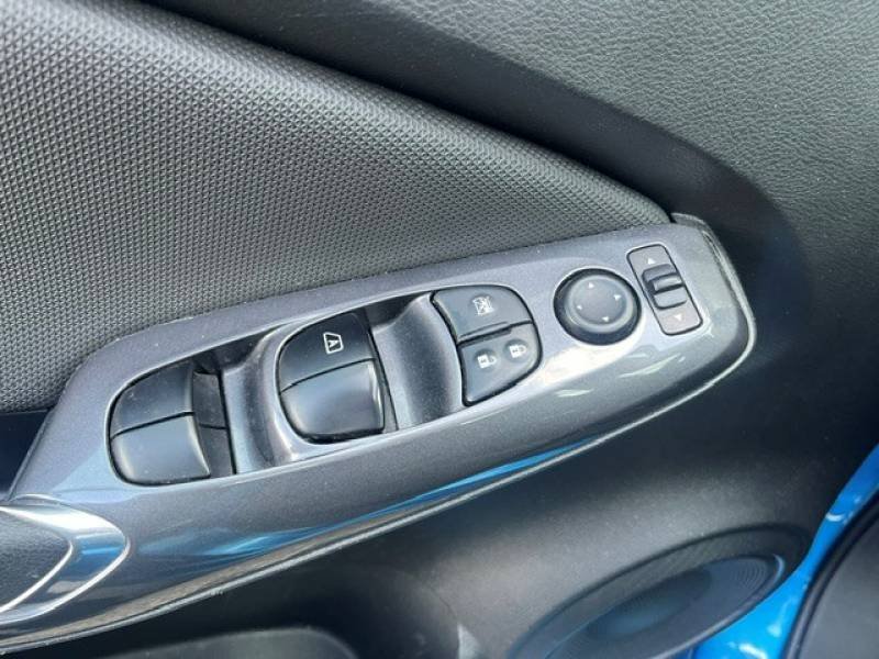 Nissan Juke - Photo 16