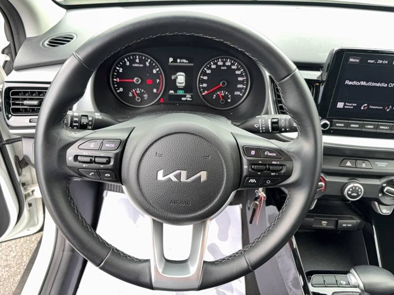 Kia Stonic - Photo 13